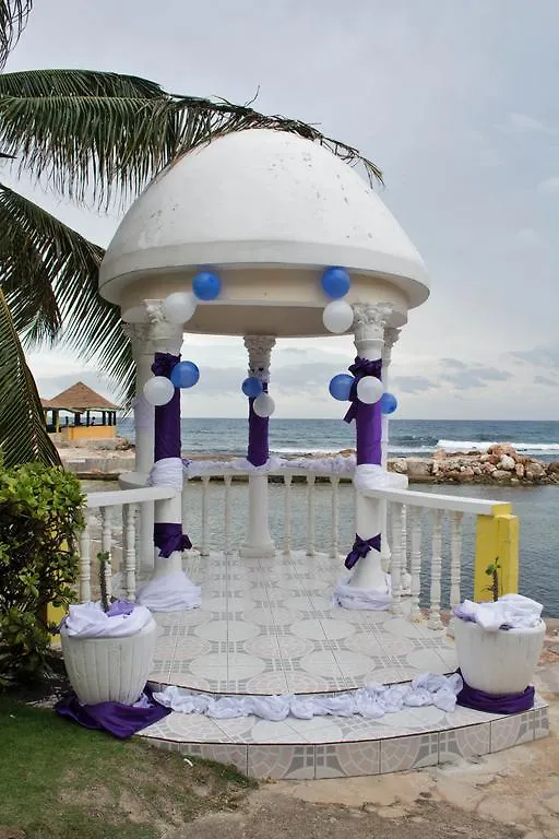 Club Ambiance (Adults Only) Hotel Runaway Bay