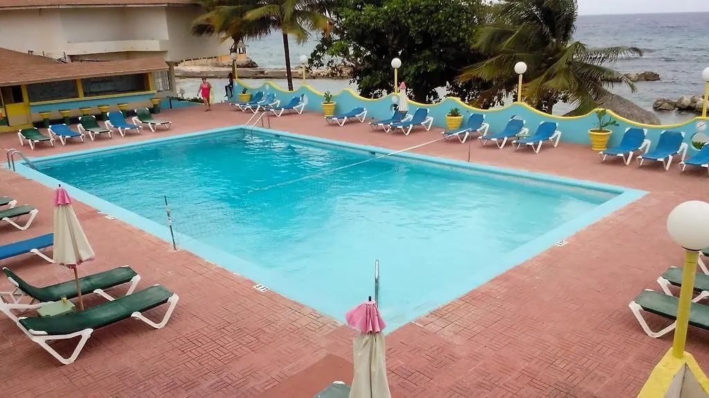 Club Ambiance (Adults Only) Hotel Runaway Bay