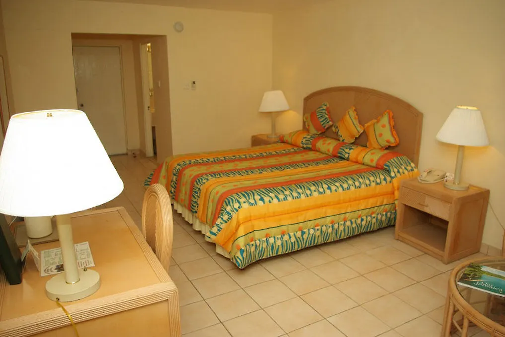 Club Ambiance (Adults Only) Hotel Runaway Bay