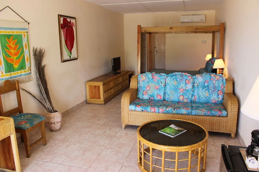 Club Ambiance (Adults Only) Hotel Runaway Bay 3*,